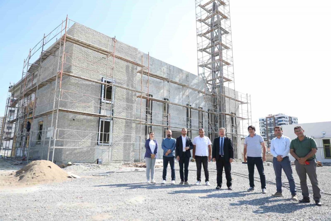 19 Mayıs Mahallesi’nde Mehmet Hisar Cami Yaz sonuna Tamamlanacak