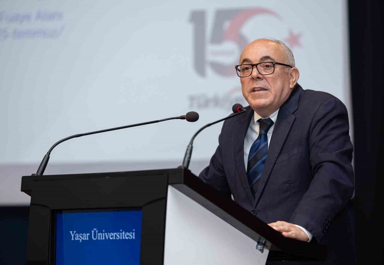 Yaşar Üniversitesinde 15 Temmuz Demokrasi ve Milli Birlik Günü anma etkinliği