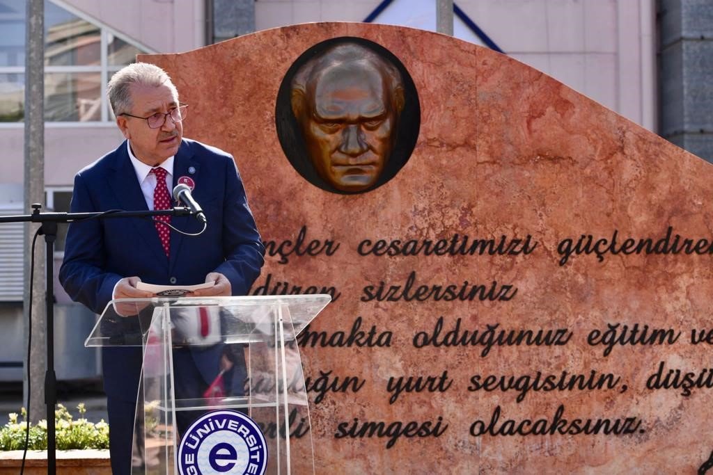 EÜ’de Türkiye Yüzyılı’nın kahramanları hem anıldı hem de anlatıldı