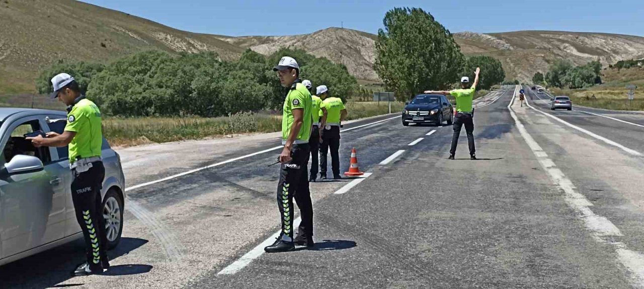 Ölüm yolunda denetimler sıklaştırıldı