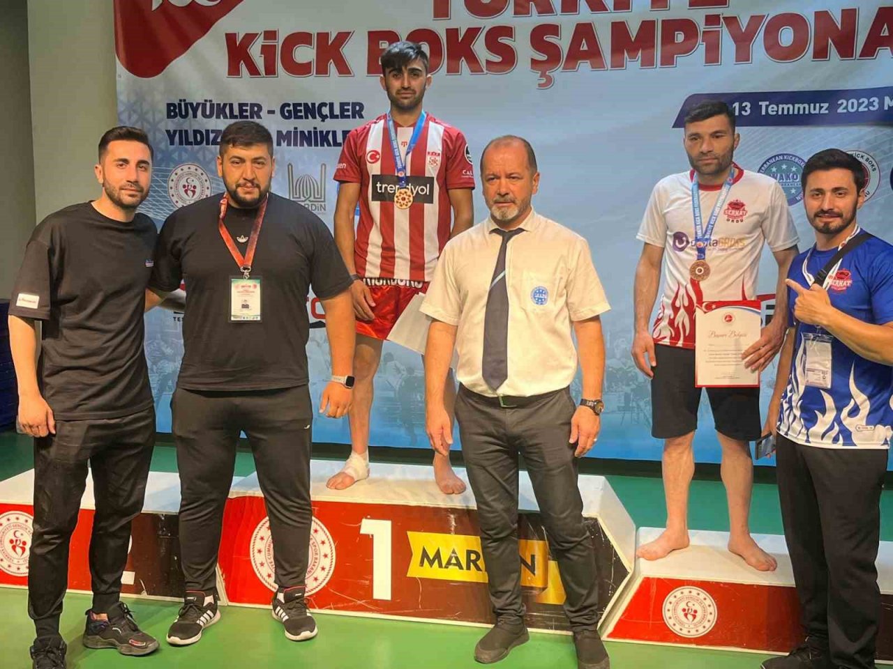 Sivas, Türkiye Kick Boks Şampiyonasına damga vurdu
