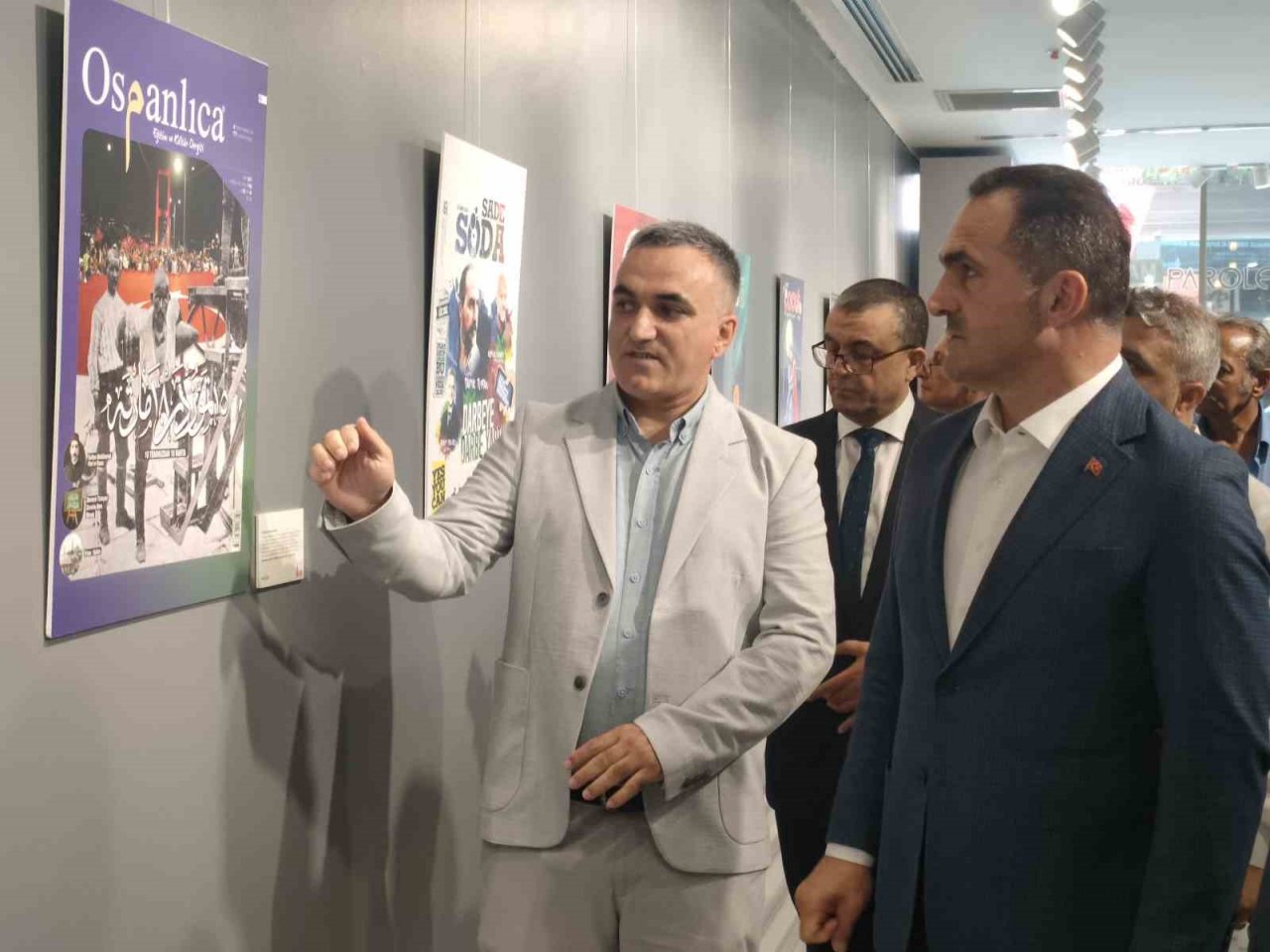 İstiklal Caddesi’nde ’15 Temmuz Dergi Kapakları Sergisi’ açıldı