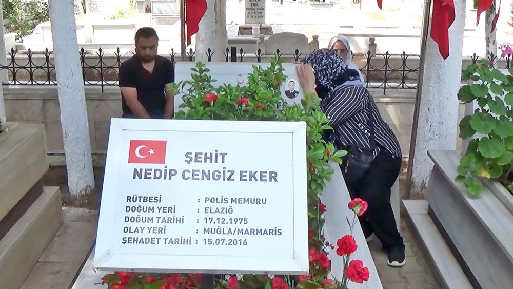 15 Temmuz şehidi polis memuru Eker’in babası: "Allah onları cehennem ateşinde yaksın"