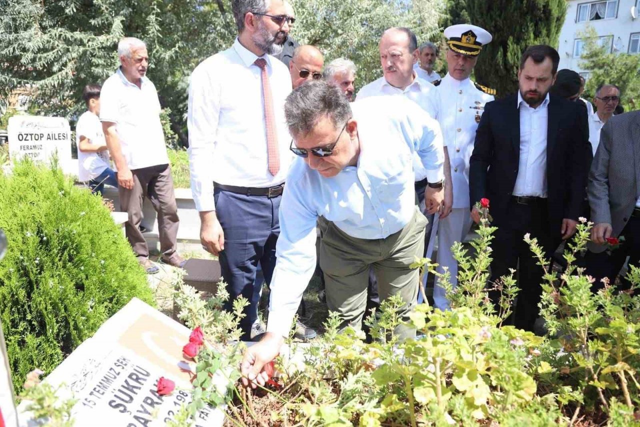 15 Temmuz Şehidi Şükrü Bayrakçı mezarı başında dualarla anıldı