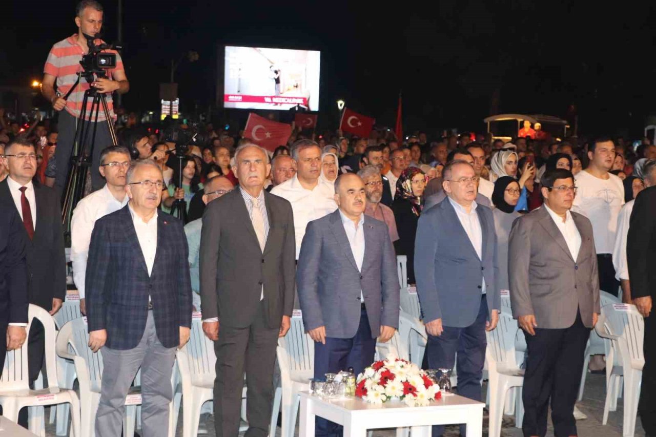 Samsun, 15 Temmuz şehitleri ve gazilerini unutmadı