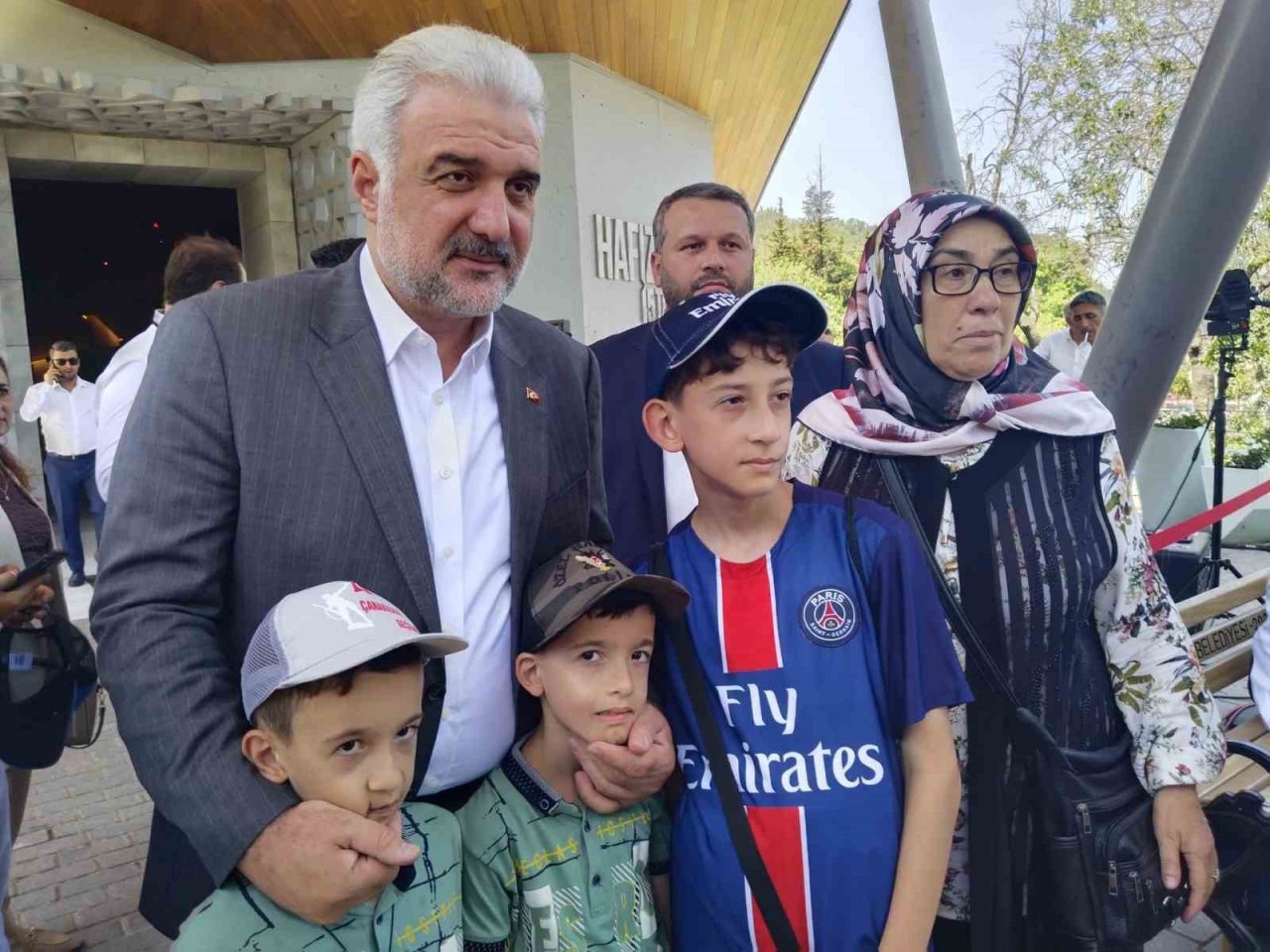 AK Parti İstanbul İl Başkanı Kabaktepe: "’Amasız ve fakatsız iktidarda kim olursa olsun darbenin de, terörün de karşısındayız’ diyebilme cesaretini göstermelerini istiyoruz"