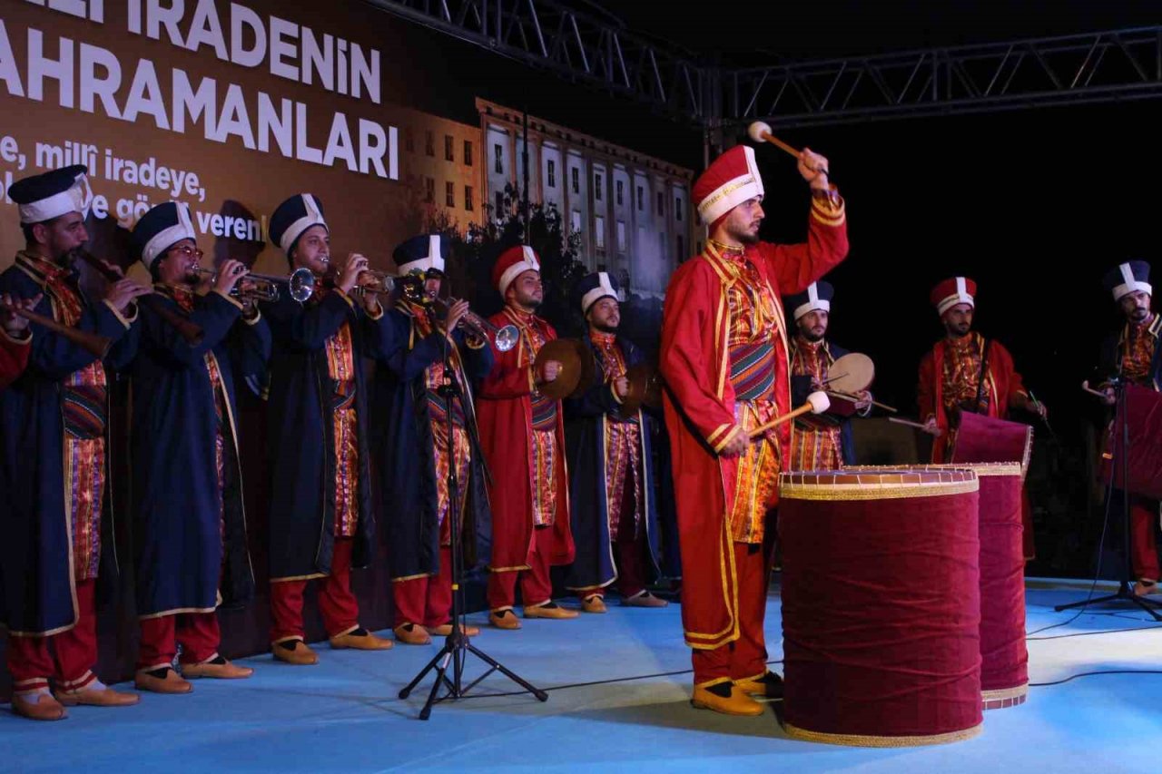 İzmir’de "15 Temmuz Demokrasi ve Milli Birlik Günü" anma etkinliği