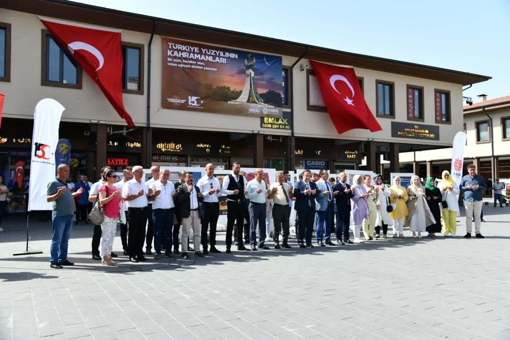 Karesi’de Türkiye yüzyılının kahramanları anıldı