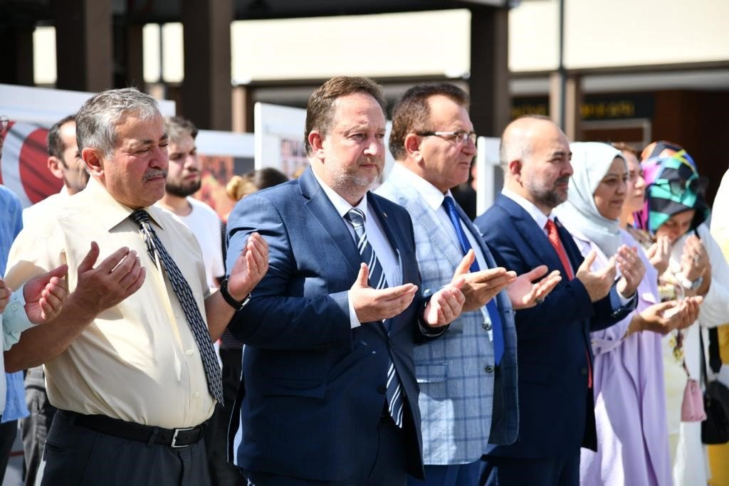 Karesi’de Türkiye yüzyılının kahramanları anıldı