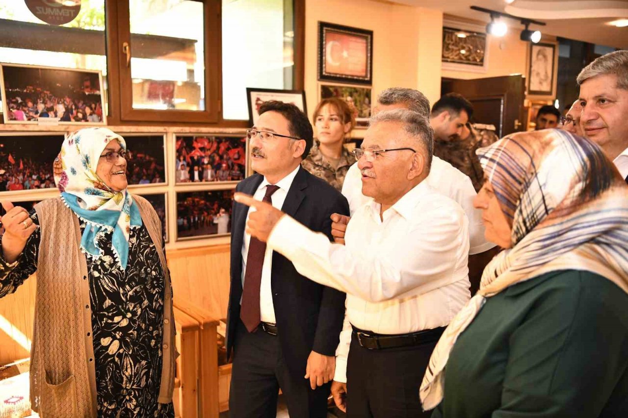 Vali Çiçek ve Başkan Büyükkılıç, 15 Temmuz Şehidi Cennet Yiğit’i kabri başında andı