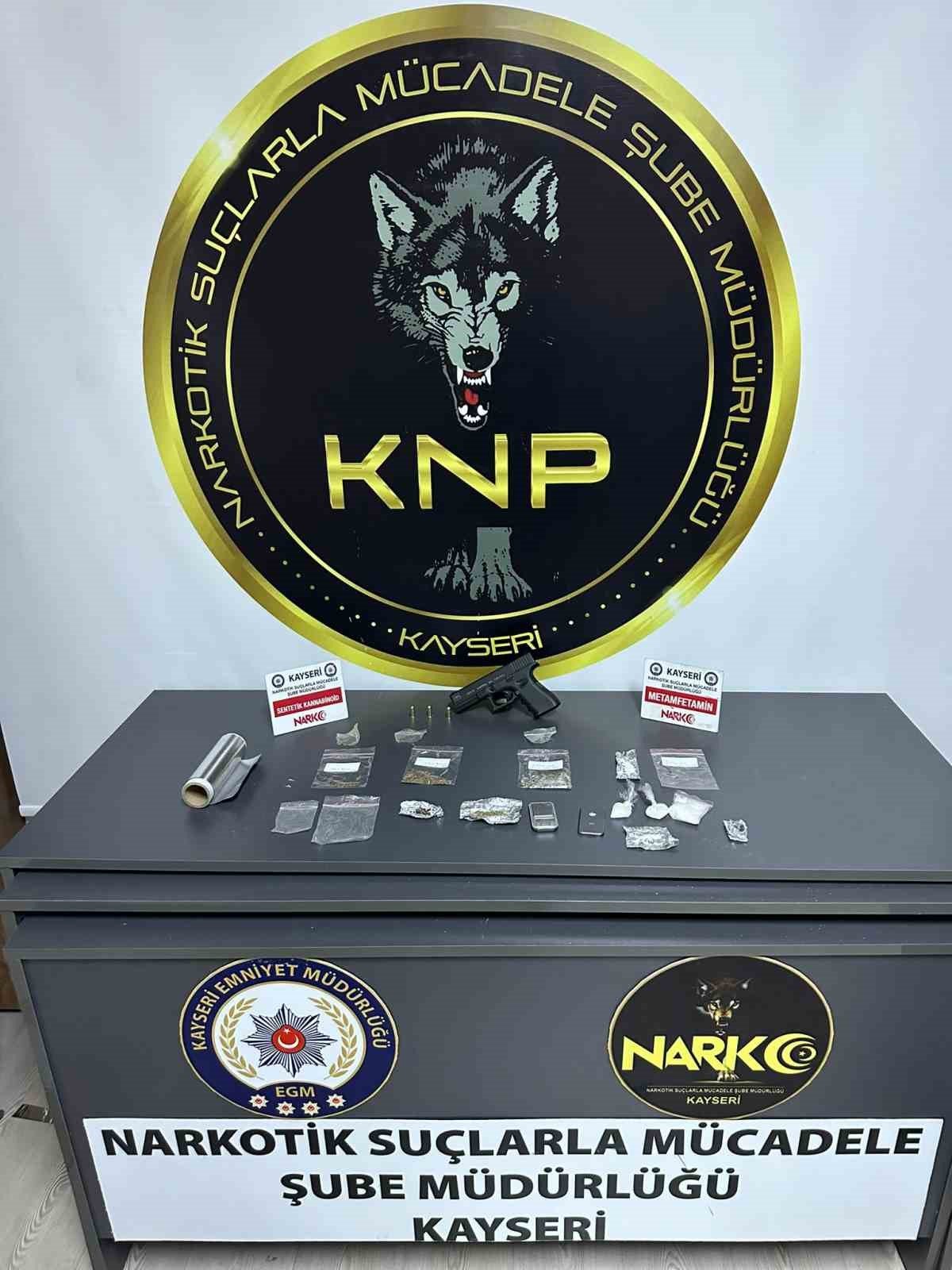 Uyuşturucu tacirlerine darbe