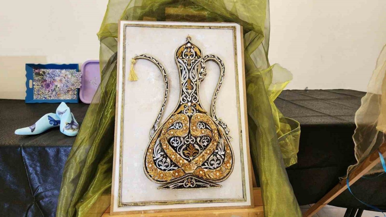 Kütahya’da Keçe Yapımı Kursu sergisi