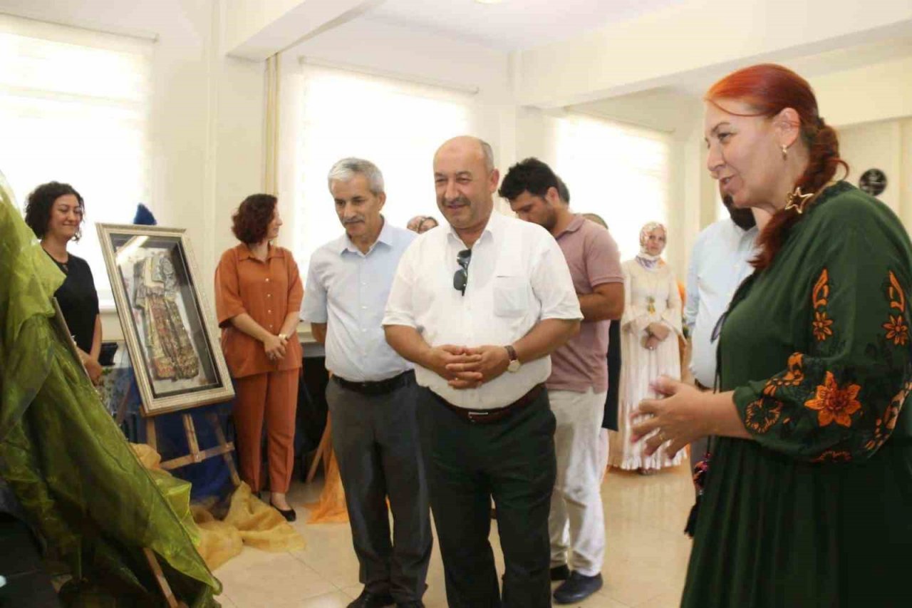 Kütahya’da Keçe Yapımı Kursu sergisi