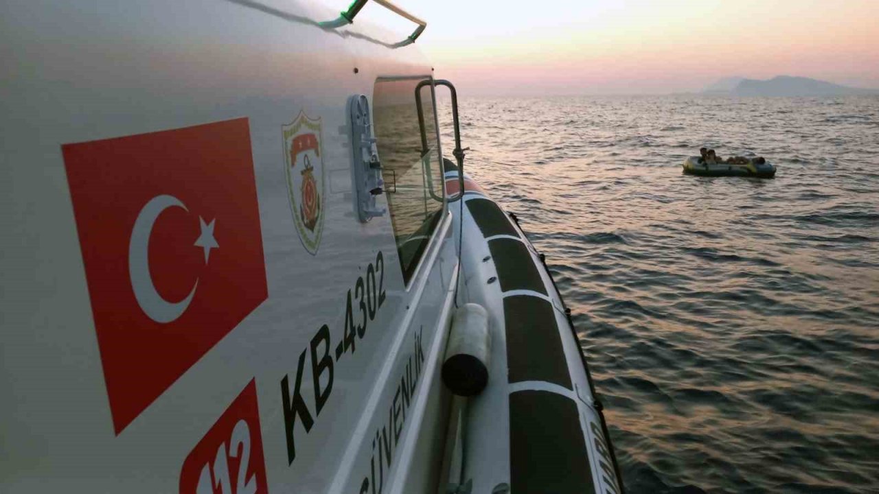 Datça’da 27 düzensiz göçmen kurtarıldı
