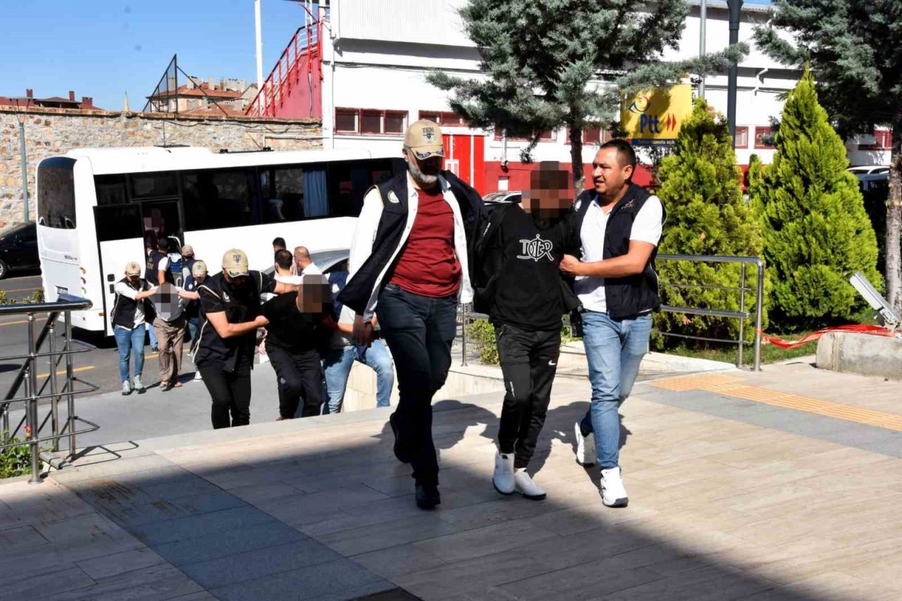 Nevşehir merkezli 6 ilde DEAŞ operasyonu: 7 kişi tutuklandı