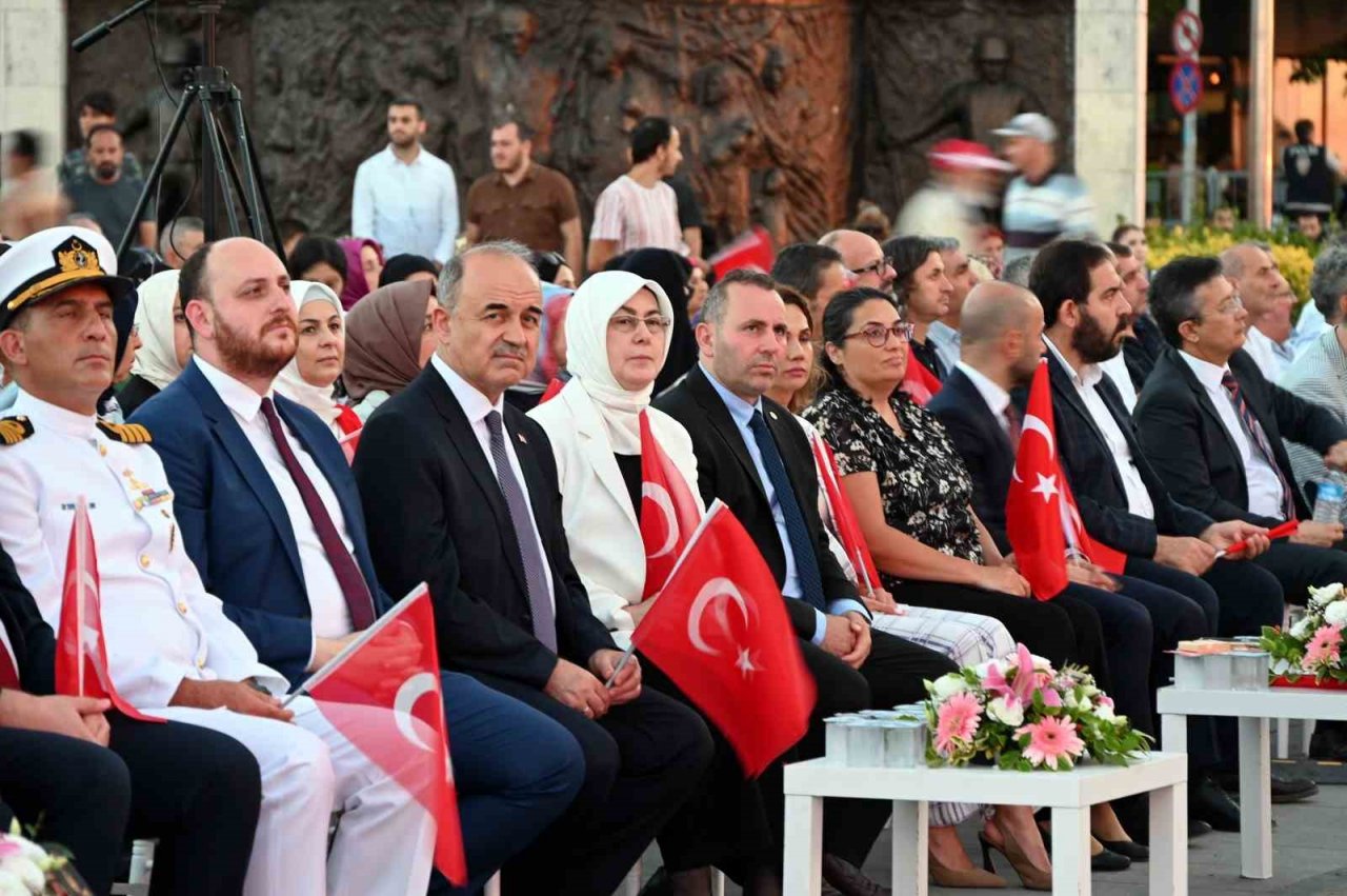 Yalova’da "15 Temmuz Anma Programı"