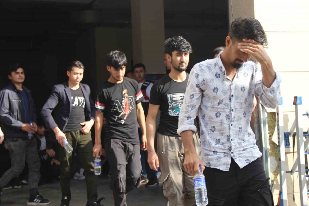 Kocaeli’de yakalanan 138 düzensiz göçmen sınır dışı ediliyor