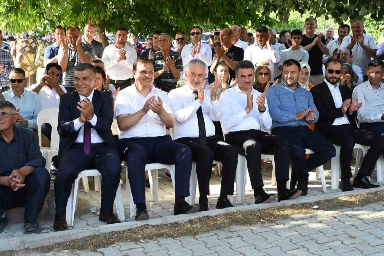 Başkan Başdeğirmen: “Köylerimize her türlü hizmeti ulaştırmaya devam ediyoruz”