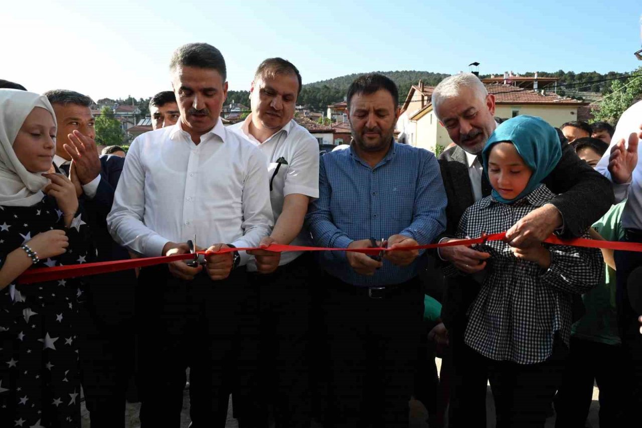 Başkan Başdeğirmen: “Köylerimize her türlü hizmeti ulaştırmaya devam ediyoruz”