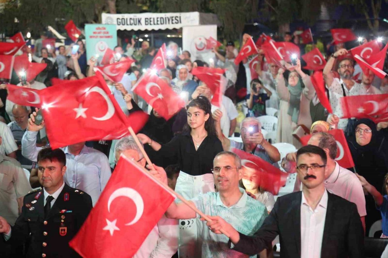 Gölcük tek yürek oldu