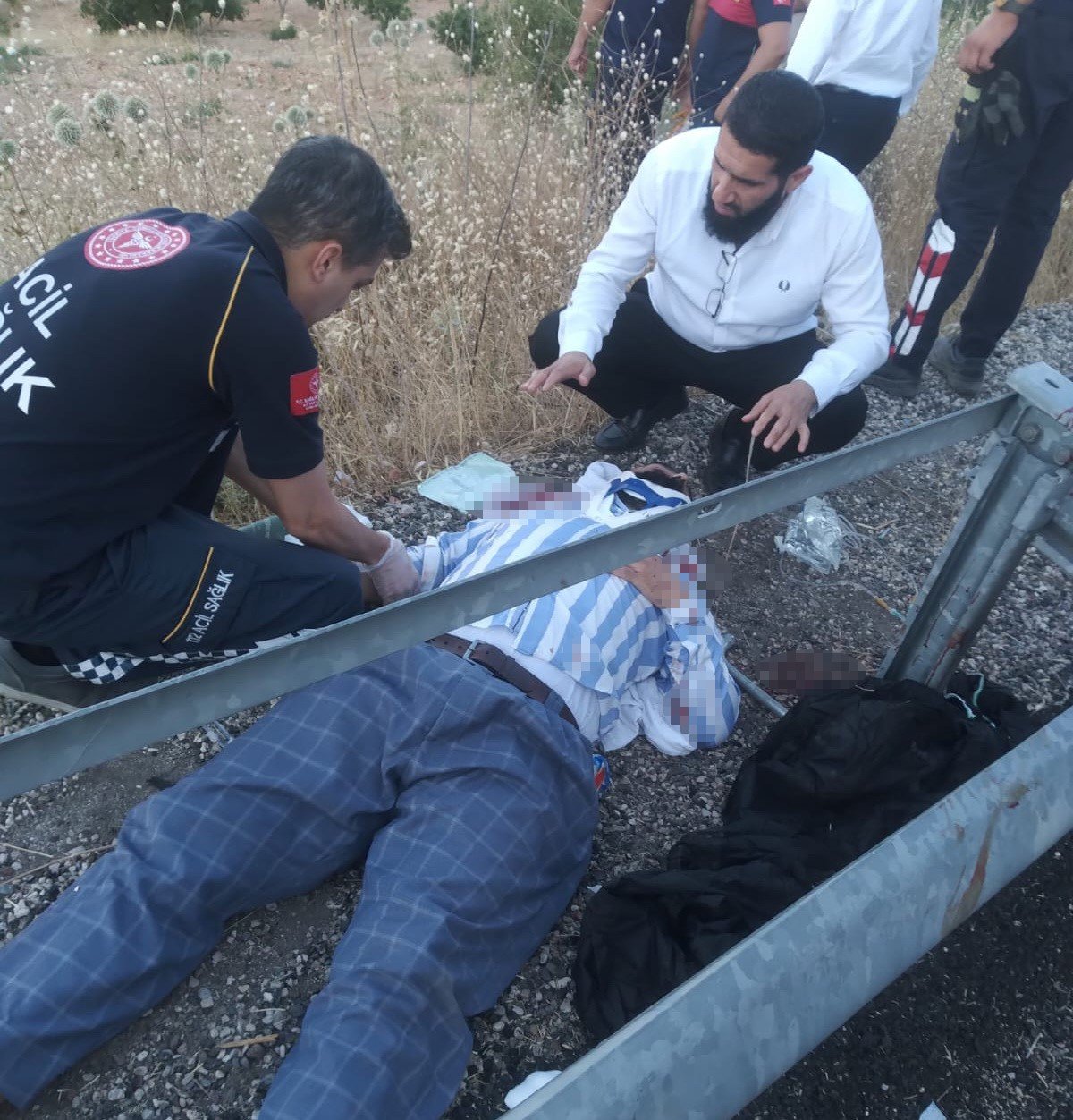 Adıyaman’da kontrolden çıkan minibüs takla attı: 7 yaralı