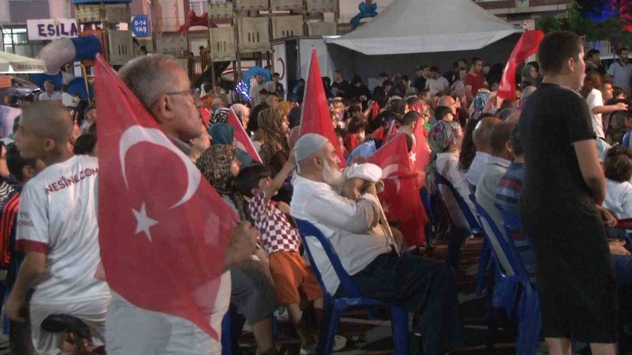 15 Şehitleri ve Gazileri Arnavutköy’de anıldı