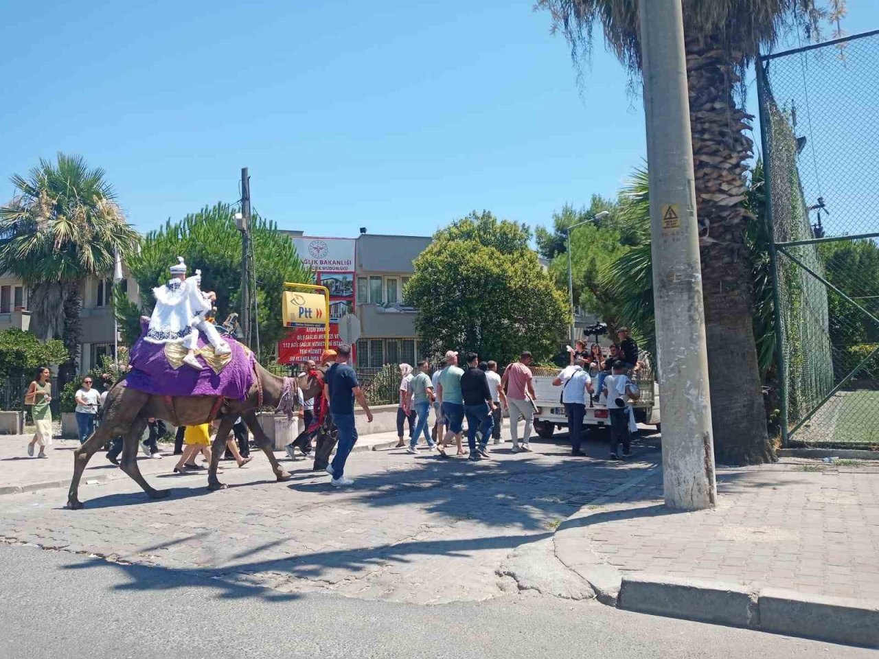 Aydın’da deve kültürü her alanda yaşatılıyor