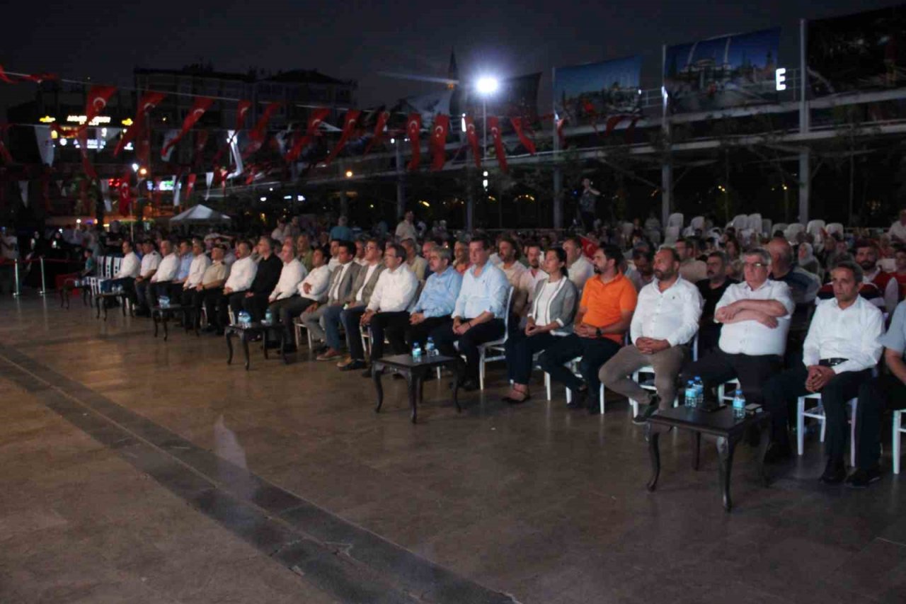 Vali Aksoy: "15 Temmuz 2016 milletimizin için bir milattı"