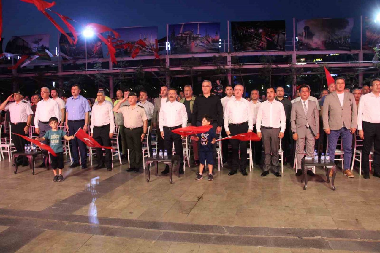 Vali Aksoy: "15 Temmuz 2016 milletimizin için bir milattı"