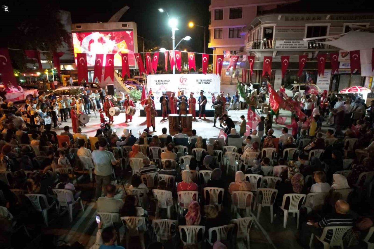 Sındırgı 15 Temmuz kortejinde buluştu