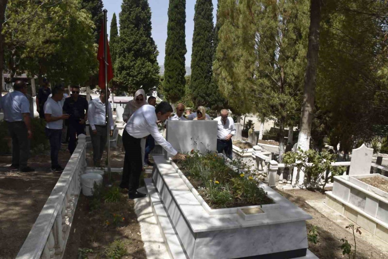 Didim’de 15 Temmuz Demokrasi ve Milli Birlik Günü meydanda kutlandı