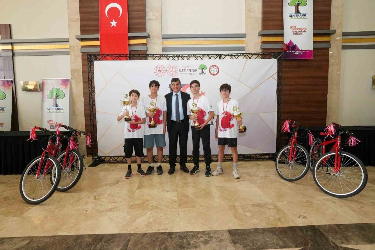 Geleneksel 15 Temmuz kupaları sahiplerini buldu