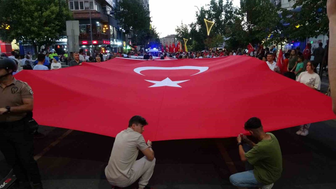 Isparta 15 Temmuz’un 7’nci yıl dönümünde tek yürek oldu