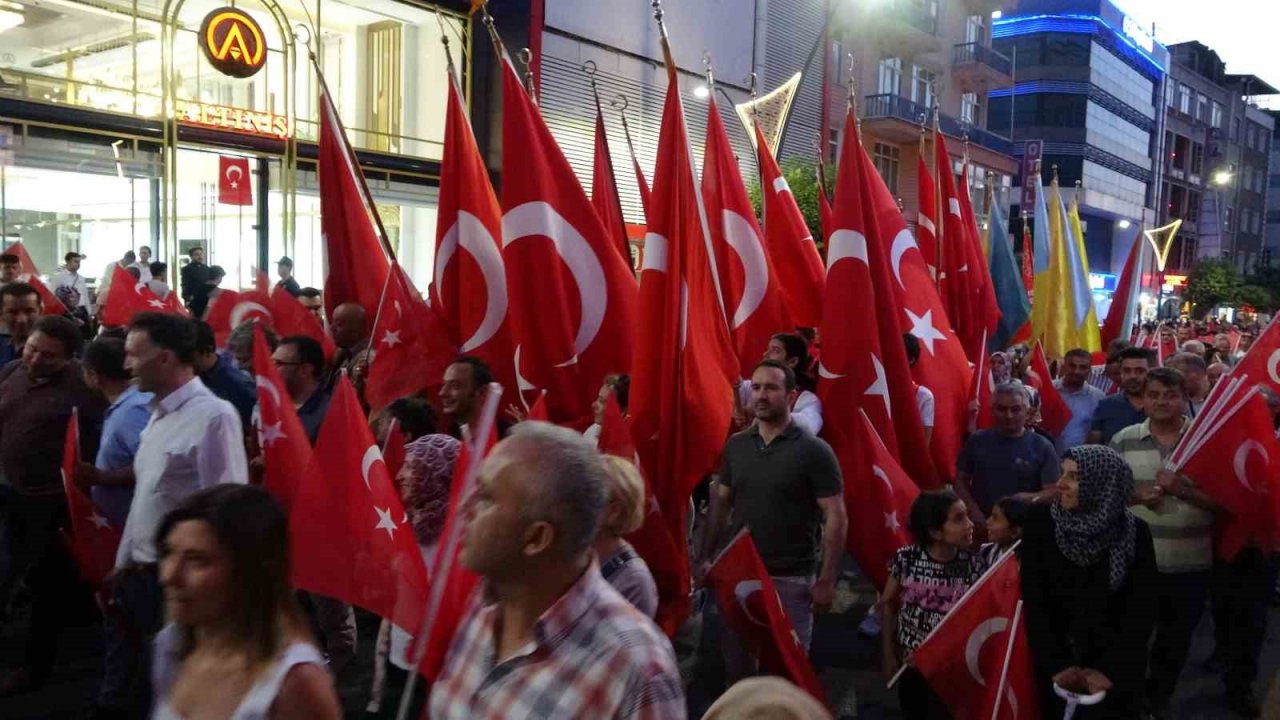 Isparta 15 Temmuz’un 7’nci yıl dönümünde tek yürek oldu