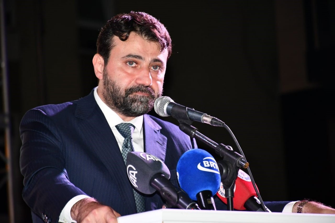 AK Parti’li Cem Şahin: “8 bin 600 küsur kişi bir meczuba iradesini olduğu gibi rehin verdi"