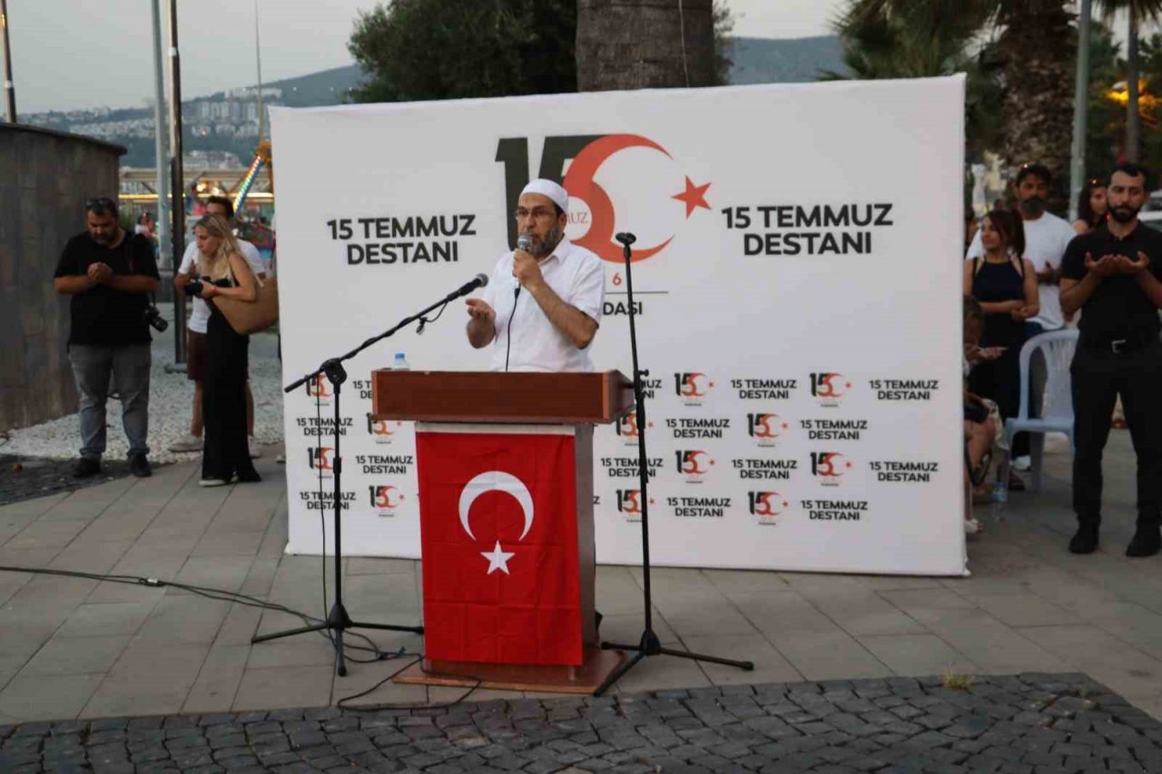 Kuşadası’nda 15 Temmuz şehitleri anıldı