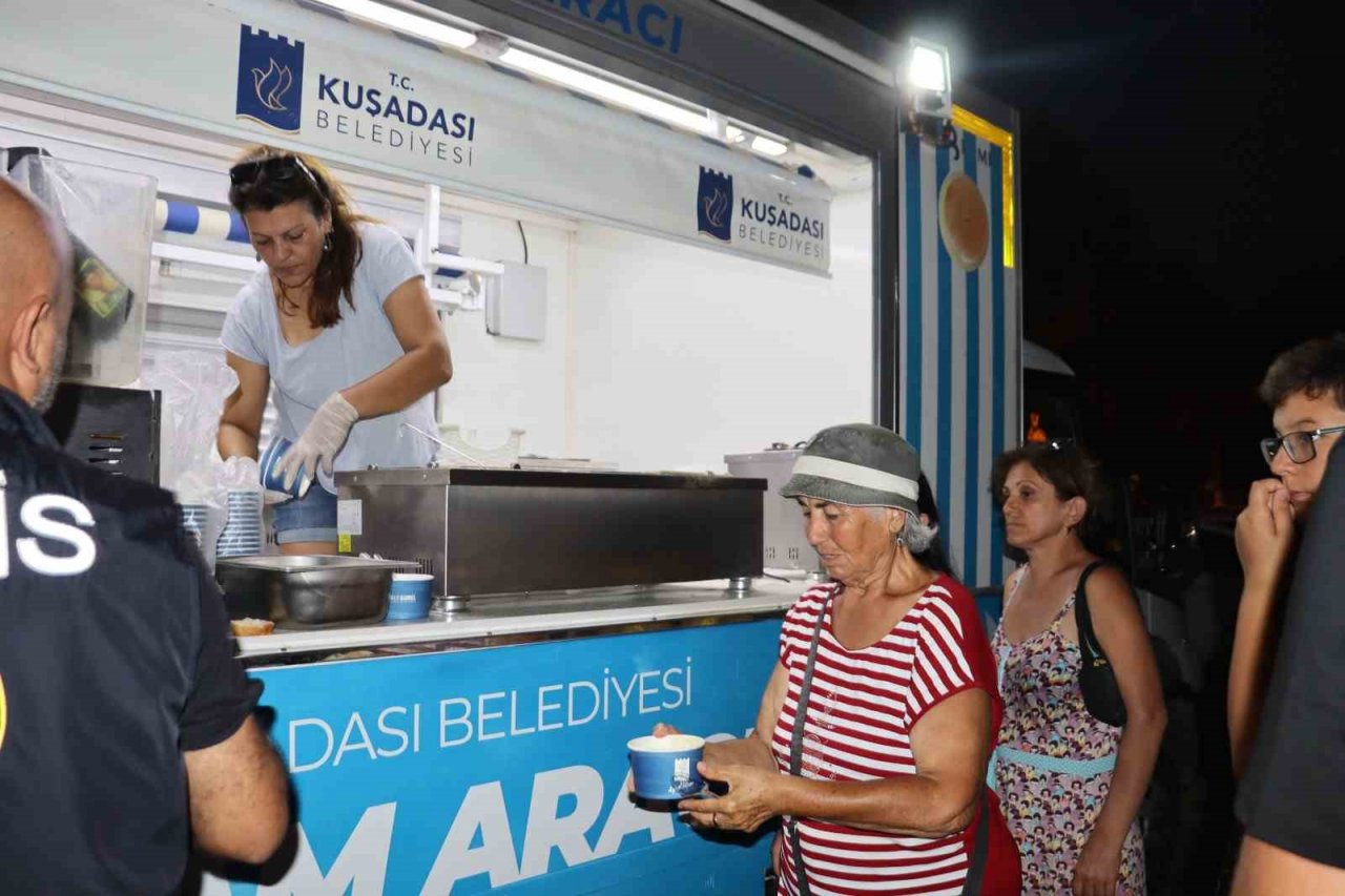 Kuşadası’nda 15 Temmuz şehitleri anıldı