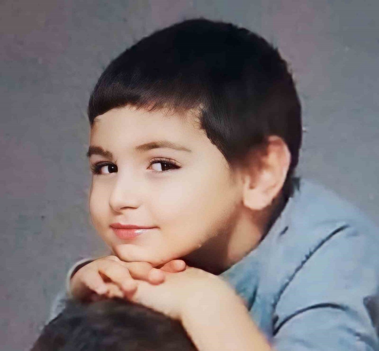 İkizi ve kuzeninin hayatını kaybettiği denizde kaybolan çocuğu arama çalışmaları yeniden başladı