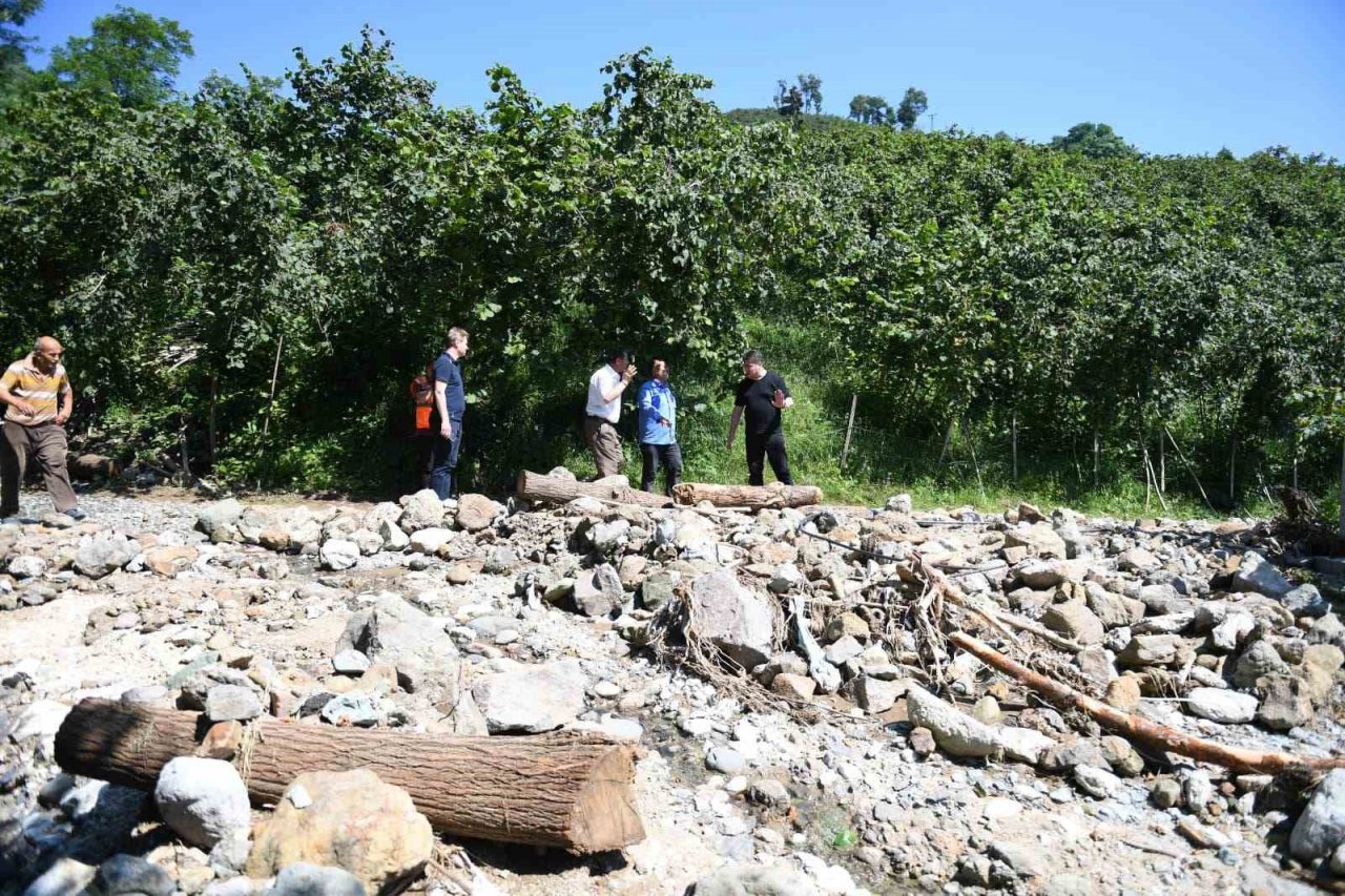 Başkan Tören: “Afetin oluşturduğu hasarları hızlıca onarmak için çalışıyoruz”