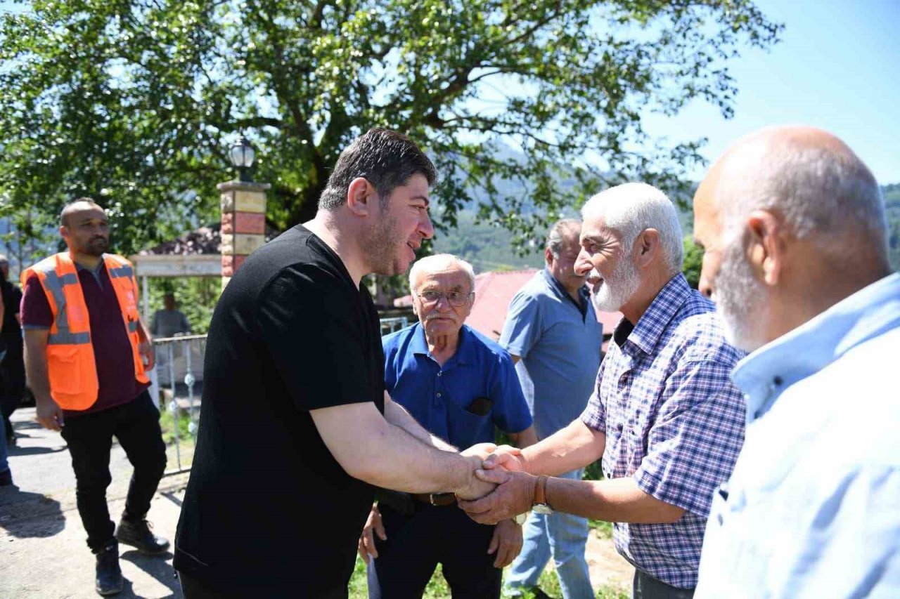 Başkan Tören: “Afetin oluşturduğu hasarları hızlıca onarmak için çalışıyoruz”