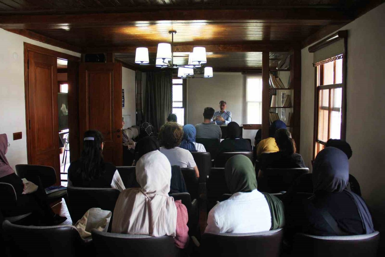 Genç Atölye’de ilk hafta eğitimleri sona erdi