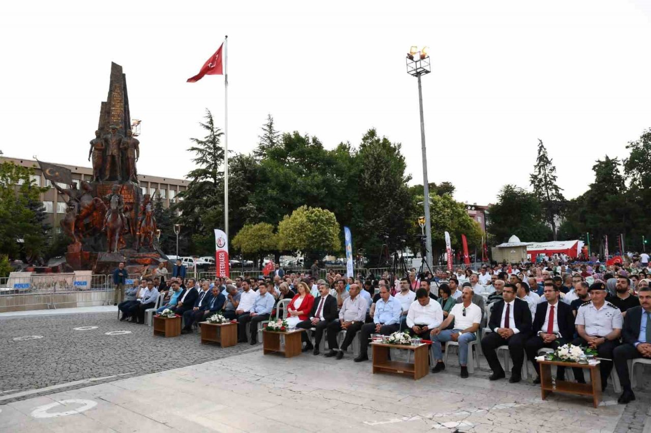 Uşak’ta "15 Temmuz Demokrasi ve Milli Birlik Günü" anma programı