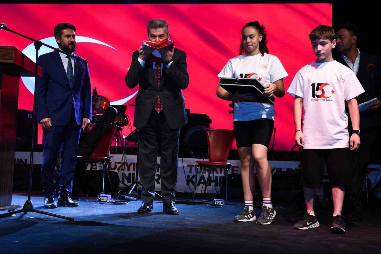 Uşak’ta "15 Temmuz Demokrasi ve Milli Birlik Günü" anma programı