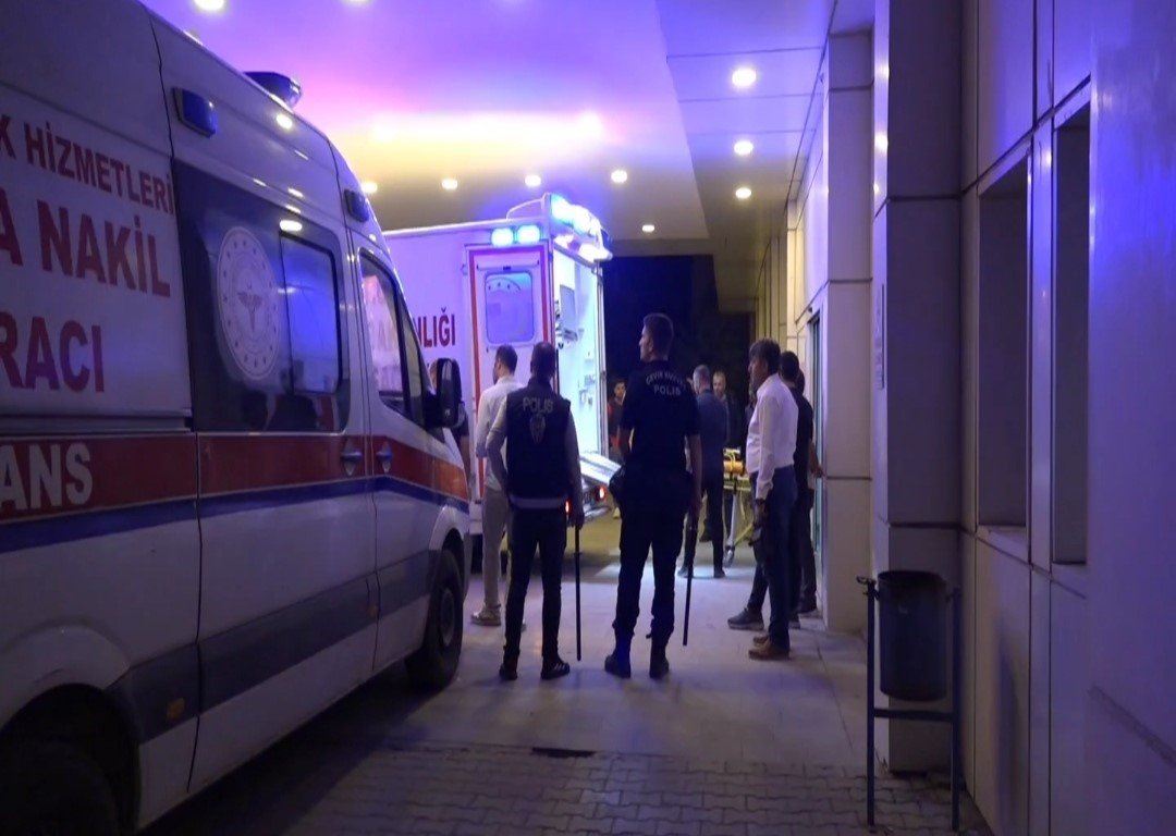 Van’da husumetli aileler arasında silahlı kavga: 1 ölü, 11 yaralı