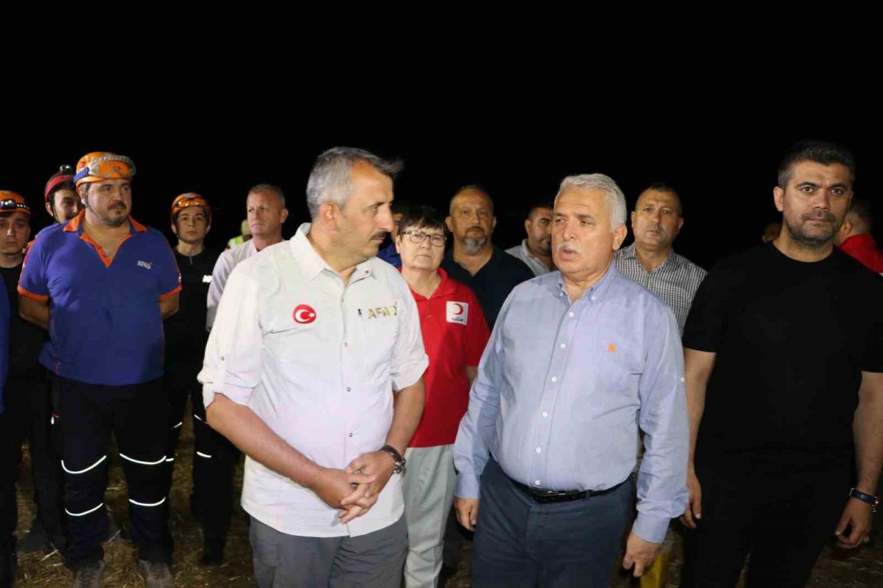 AFAD Başkanı Sezer: "(Tekirdağ’daki orman yangını) Yangın enerjisini kaybediyor"