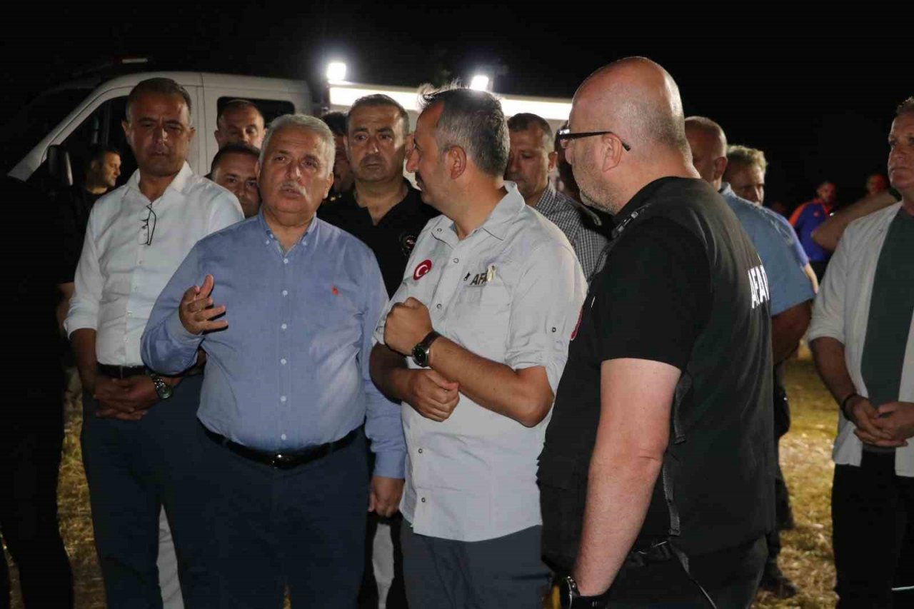 AFAD Başkanı Sezer: "(Tekirdağ’daki orman yangını) Yangın enerjisini kaybediyor"