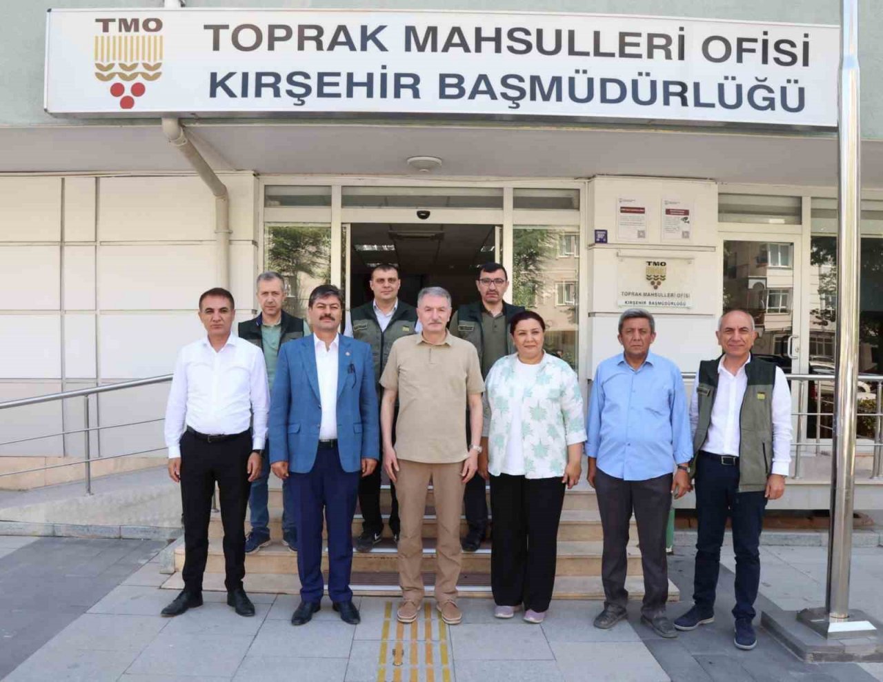 AK Partili Ünsal, çiftçinin sorunu için TMO Genel Müdürü ile biraraya geldi