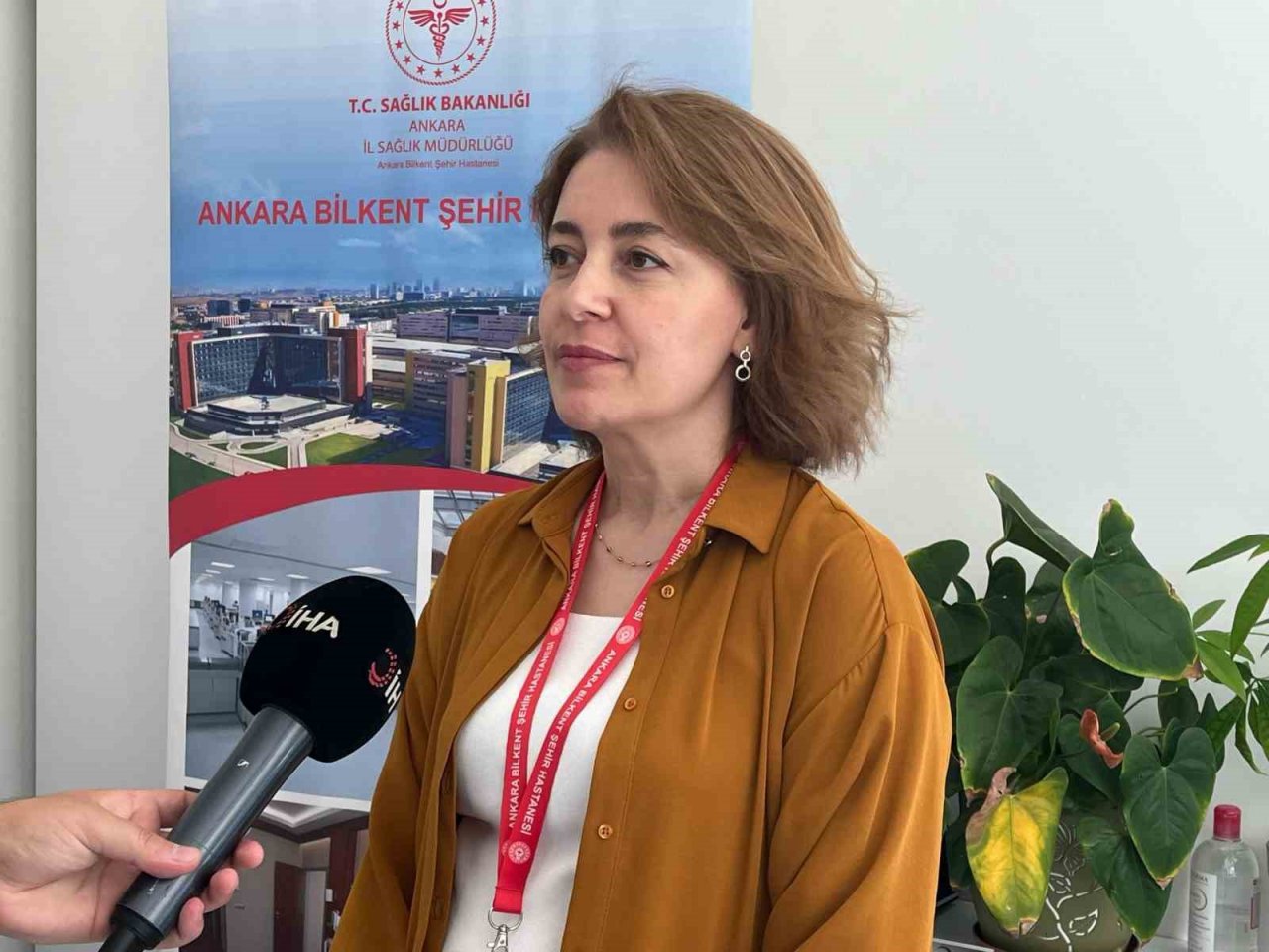 Prof. Dr. Emre: “Güneş ışınlarına maruz kalmak deri kanserlerinin gelişimini tetikliyor”