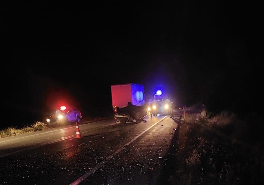 Takla atan otomobilde bulunan 4 kişi yaralandı