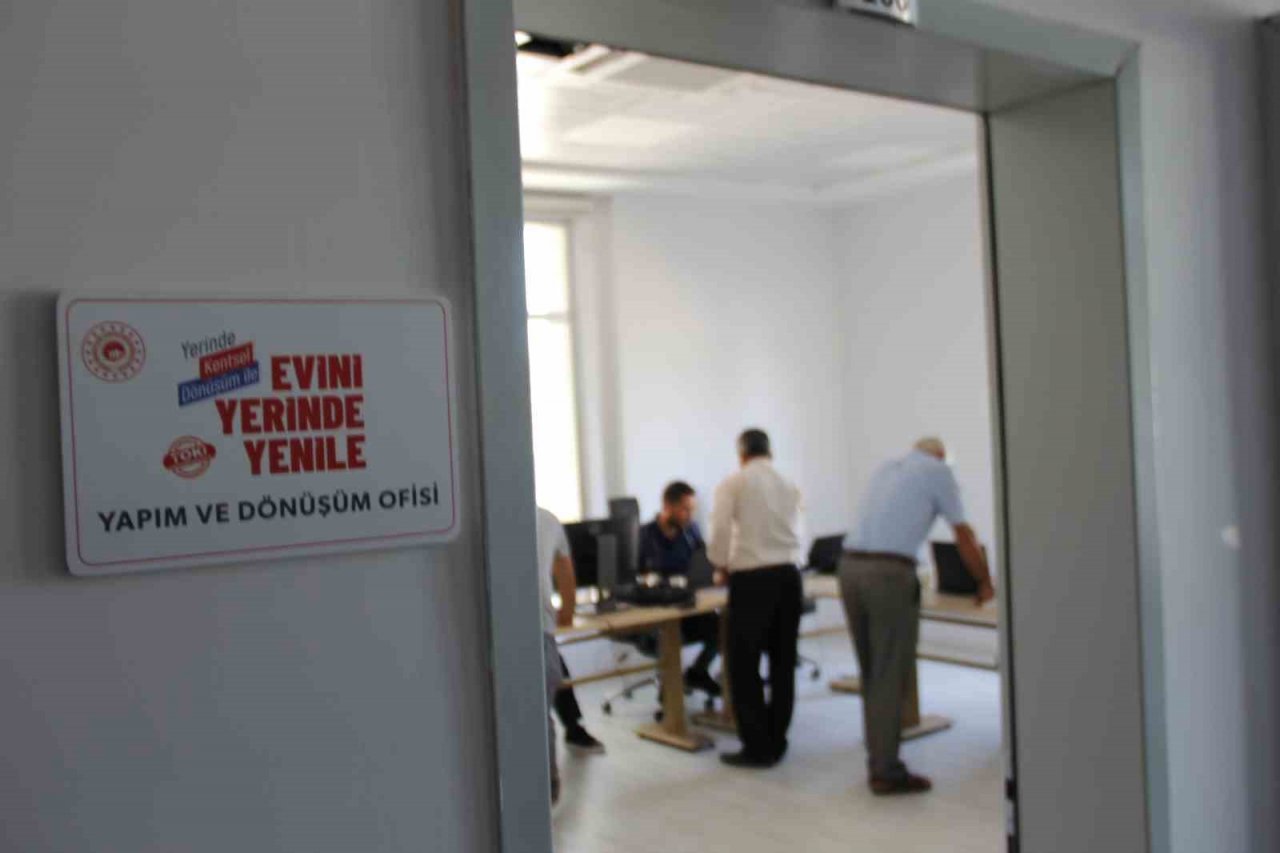 Vatandaşlar ‘Yerinde Dönüşüm’ için sıraya girdi